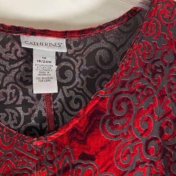 Catherine's 1X Red Burnout Velvet Tunic Top Plus Size 18/20W Long Sleeve - Picture 4 of 6